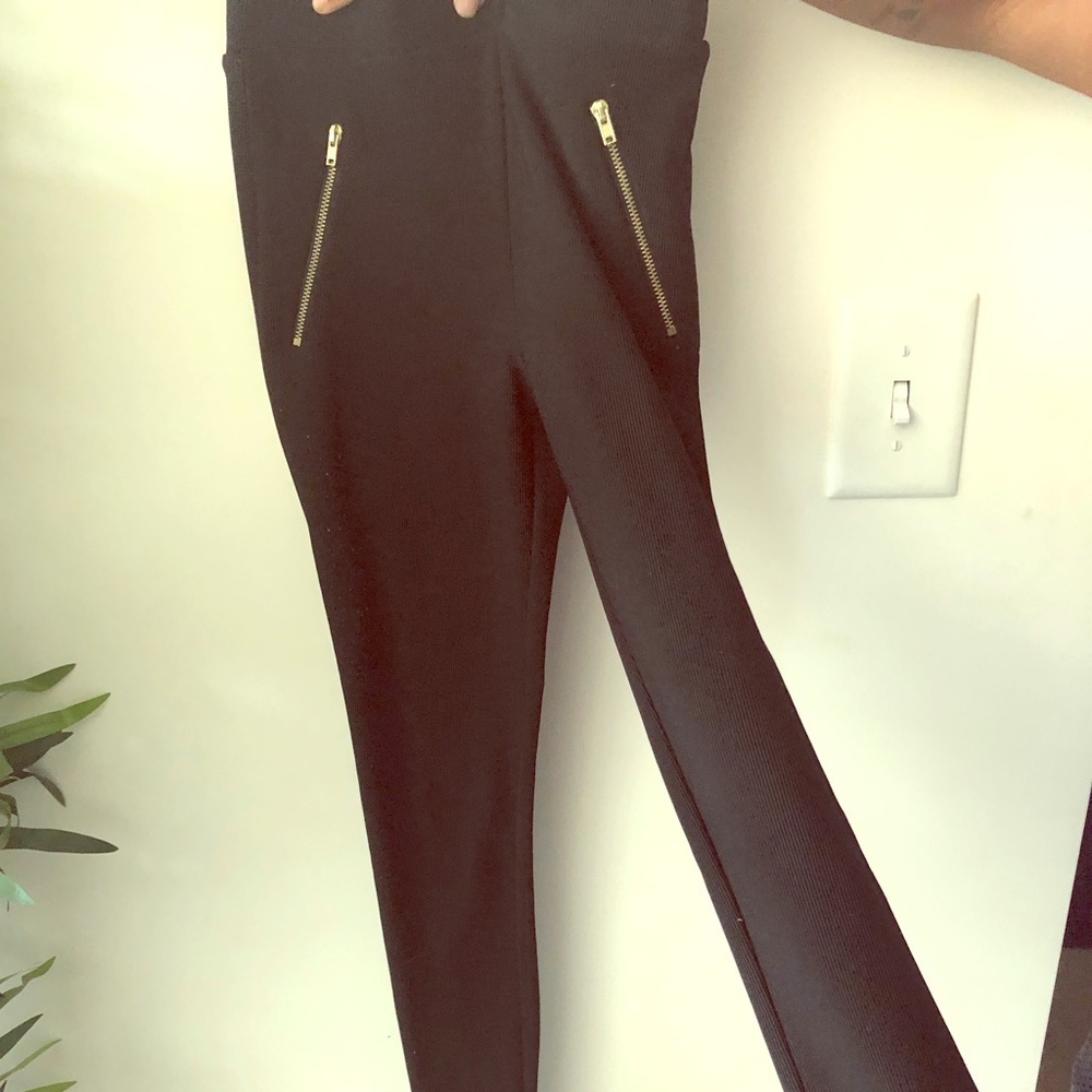 Black leggings